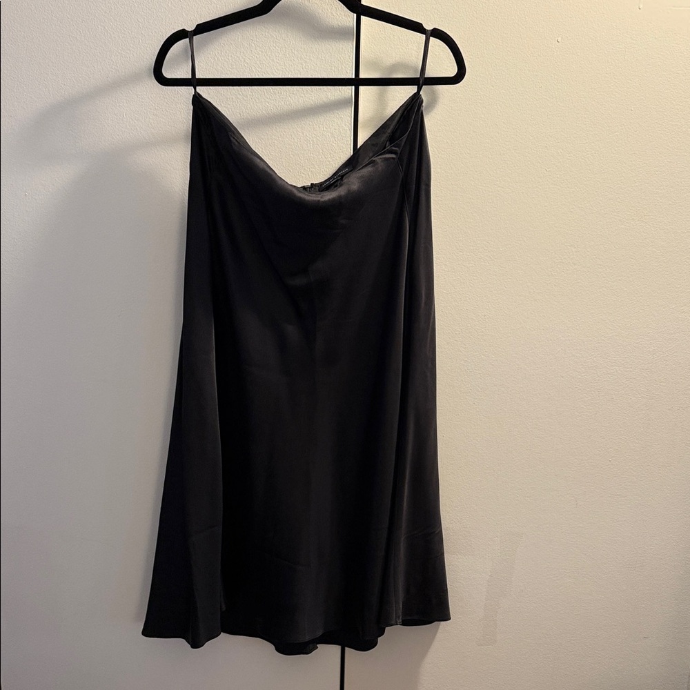 Banana Republic Black lined Silk ballerina skirt